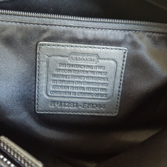 Coach bag with shoulder strap - Picture 6 of 8